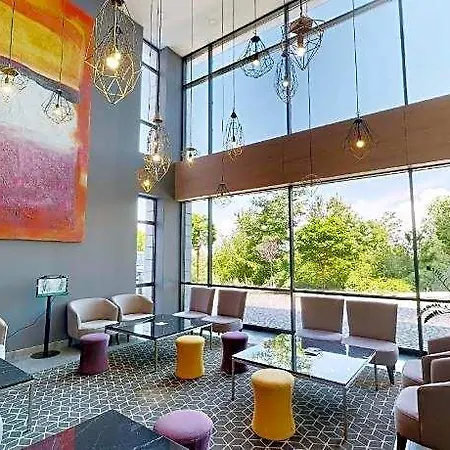 Premier Airport 4*