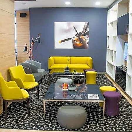 Premier Airport 4*
